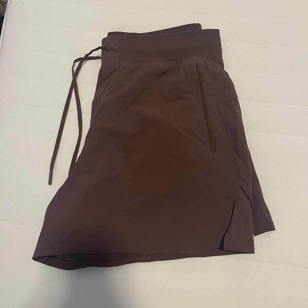 Lululemon Athletica Mauve License to Train 5” Short